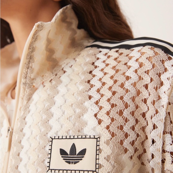 Adidas Women's Cream and Black Mesh Bomber Jacket - Picture 2 of 6